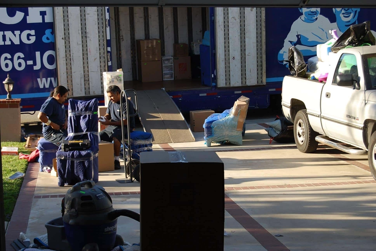 Plainville MA Junk Removal Moving Services